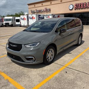 CHRYSLER PACIFICA SELECT - 1