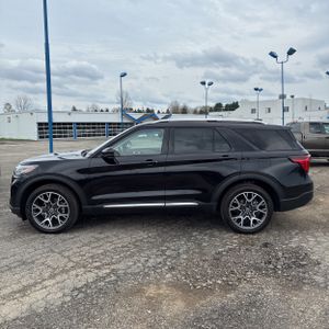 FORD EXPLORER PLATINUM - 3