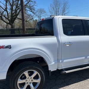 FORD F150 LARIAT - 9