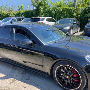 صورة 13 لـ 2022 Porsche PANAMERA GTS