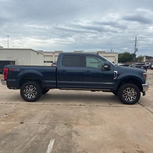 FORD F-250 SUPER DUTY LARIAT - 10