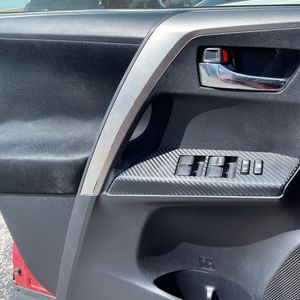 صورة 69 لـ 2015 Toyota RAV4 XLE
