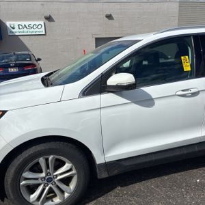FORD EDGE SEL - 2