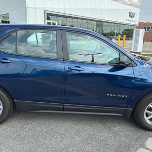 2022 Chevrolet EQUINOX LS 照片 9
