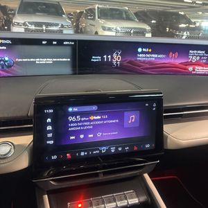 صورة مصغرة 36 لـ 2025 Lincoln NAUTILUS HYBRID PREMIERE