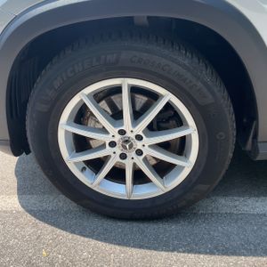 2025 Mercedes-BENZ GLE — миниатюра 16