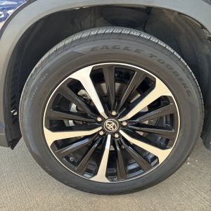 2021 Toyota HIGHLANDER XSE thumbnail 17