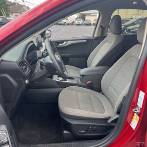 صورة مصغرة 32 لـ 2020 FORD ESCAPE SE