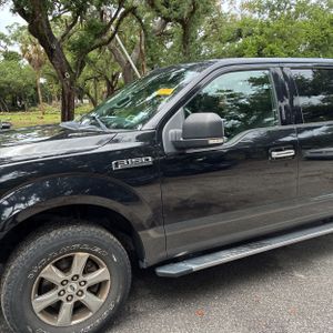 FORD F-150 XLT - 2