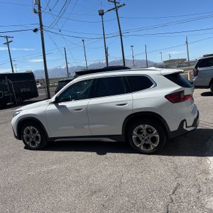 BMW X1 XDRIVE28I - 3