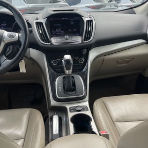 صورة 34 لـ 2013 FORD ESCAPE SEL