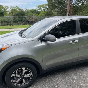 2020 KIA SPORTAGE LX photo 2
