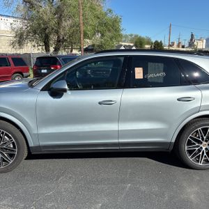 PORSCHE CAYENNE BASE - 4