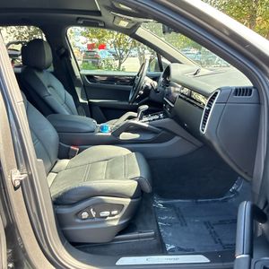 2019 Porsche CAYENNE E-HYBRID — фото 33