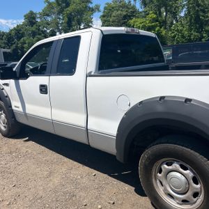 2011 FORD F-150 XLT photo 6
