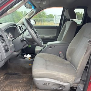 2006 Dodge DAKOTA SLT — миниатюра 32