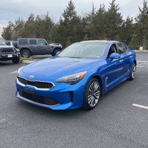 KIA STINGER PREMIUM - 1