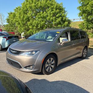 CHRYSLER PACIFICA HYBRID LIMITED - 1