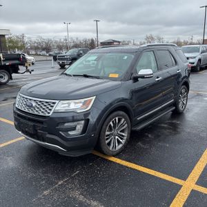 FORD EXPLORER PLATINUM - 1