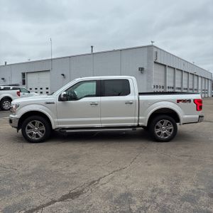 Ford F-150 Lariat - 3