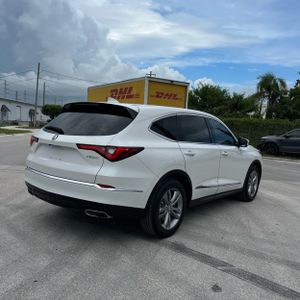 صورة 8 لـ 2024 Acura MDX BASE