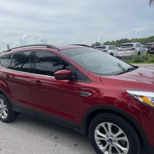 صورة مصغرة 13 لـ 2018 FORD ESCAPE SE