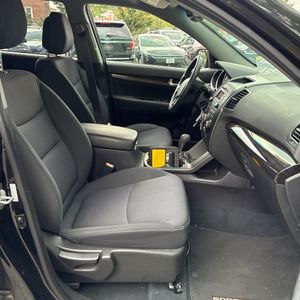 2011 KIA SORENTO LX — миниатюра 32