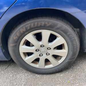 2010 Toyota CAMRY LE thumbnail 18