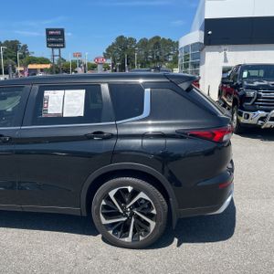 MITSUBISHI OUTLANDER PHEV SE - 6