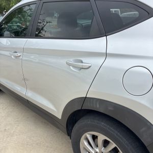 HYUNDAI TUCSON SE - 6