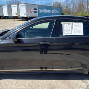 GENESIS G80 3.3T SPORT - 4