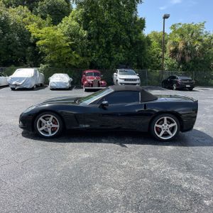 صورة 3 لـ 2005 Chevrolet CORVETTE BASE