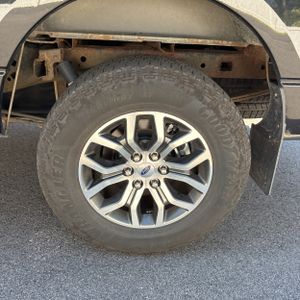 2013 FORD F-150 STX — миниатюра 18