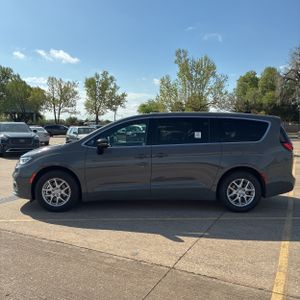 CHRYSLER PACIFICA SELECT - 3