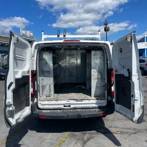 صورة 42 لـ 2019 FORD TRANSIT 250
