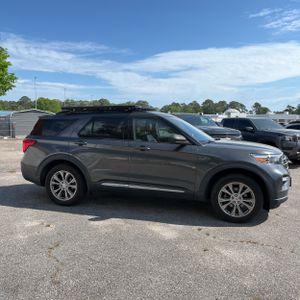 FORD EXPLORER XLT - 10