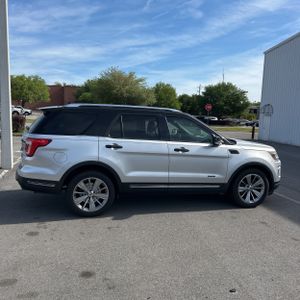 FORD EXPLORER LIMITED - 10