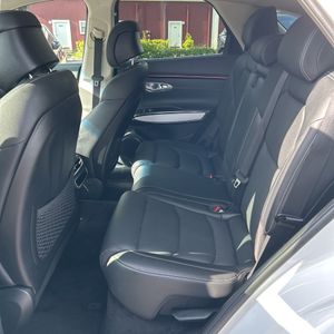 صورة مصغرة 34 لـ 2026 Genesis GV70 2.5T STANDARD