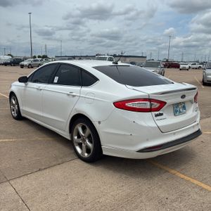 FORD FUSION SE - 5