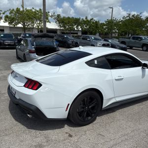 2024 FORD MUSTANG GT — фото 9