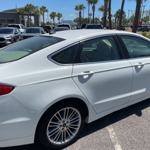 FORD FUSION SE - 9
