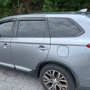2017 Mitsubishi OUTLANDER SE — фото 6