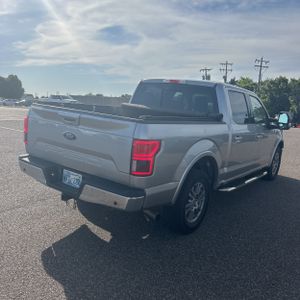 FORD F-150 LARIAT - 8