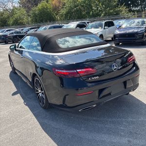 MERCEDES-BENZ E-CLASS - 5