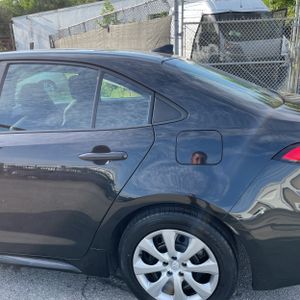 2022 Toyota COROLLA LE 照片 6