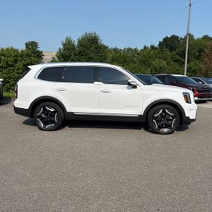 2024 KIA TELLURIDE EX photo 10