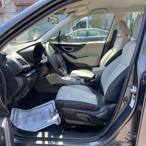 صورة مصغرة 31 لـ 2023 Subaru FORESTER BASE