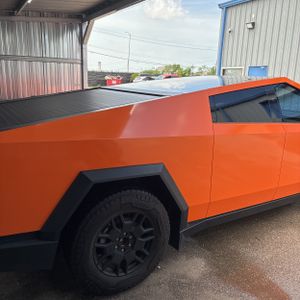 TESLA CYBERTRUCK BASE - 9