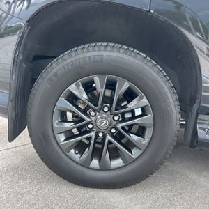 صورة مصغرة 19 لـ 2023 Lexus GX 460 BASE