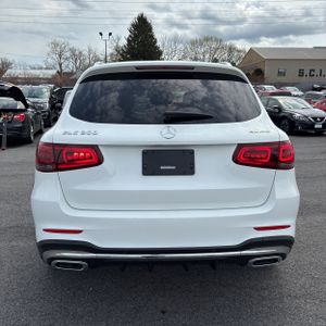 MERCEDES-BENZ GLC - 7